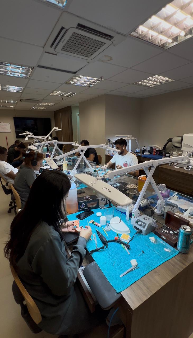 Laboratório odontológico próprio Proceram com tecnologia 3D